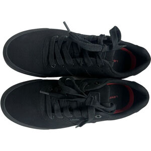 Men's Levi's Black Sneakers Size 8